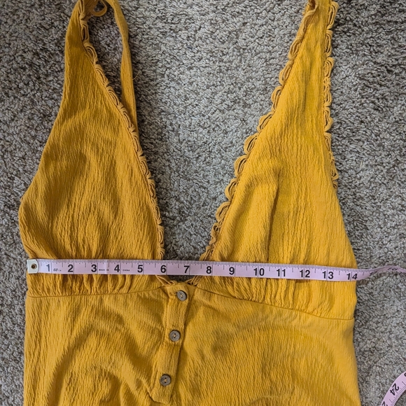 ASOS Yellow Deep V Scalloped Neckline Tank and Shorts Romper Size 6 - Picture 9 of 9